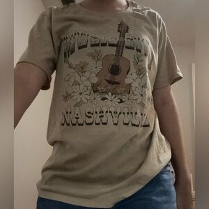 Nashville Graphic Tee in Tan